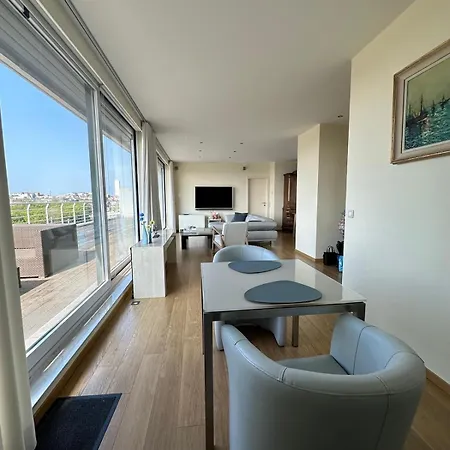 Penthouse With Seaview Appartement *